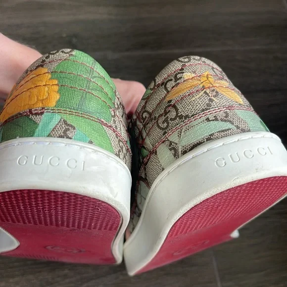 AUTHENTIC EUC GUCCI TIAN GG FLORAL